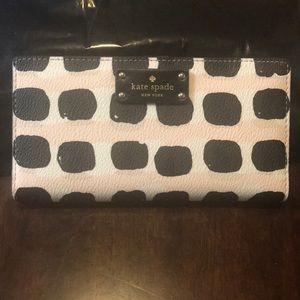 Brand New Kate Spade Wallet
